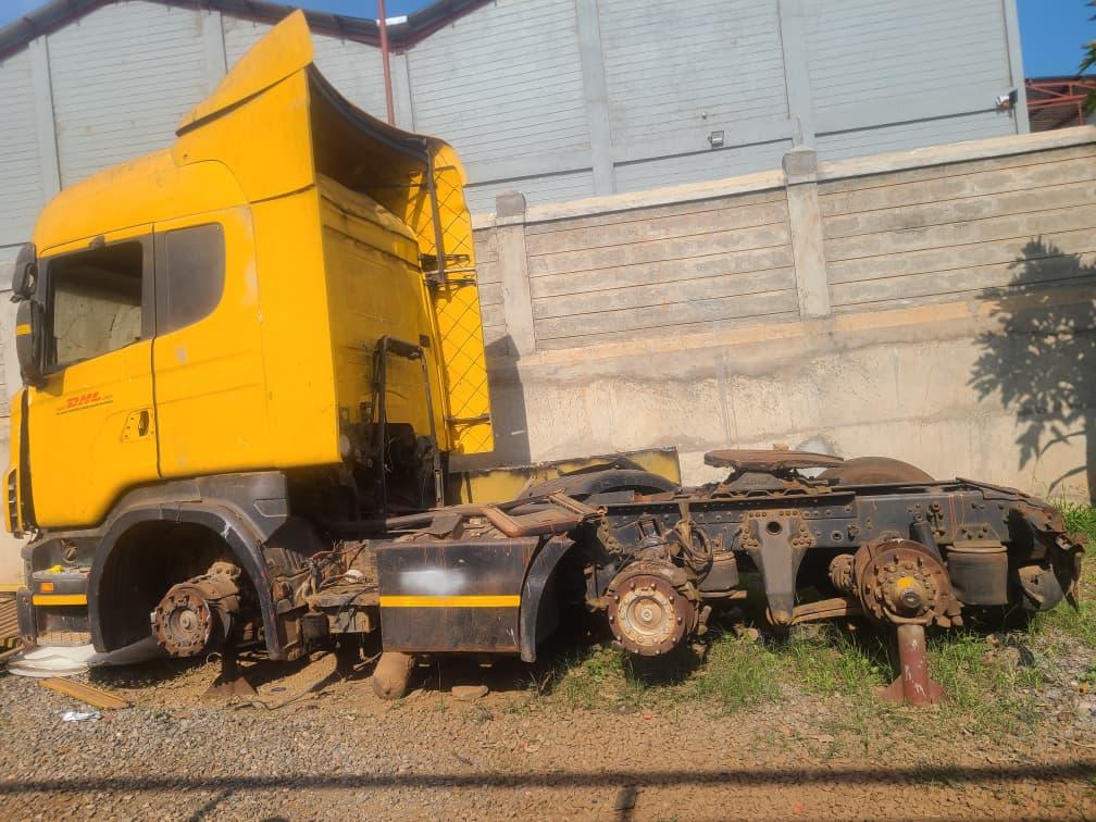 2005 Scania R124 Tractor Unit (UAS 095L)
