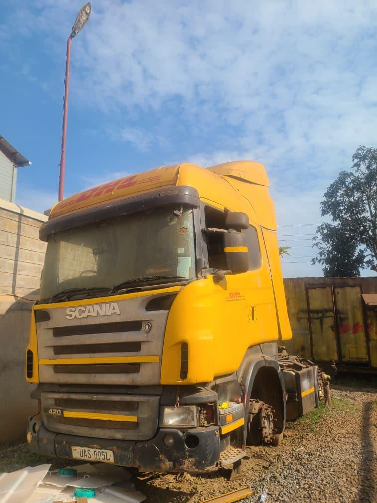 2005 Scania R124 Tractor Unit (UAS 095L)